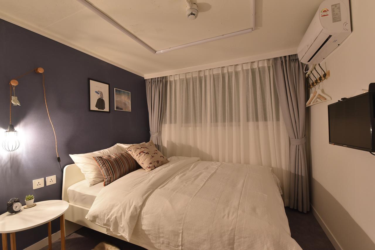 Mono House Hongdae 5 Hotell Seoul Exteriör bild